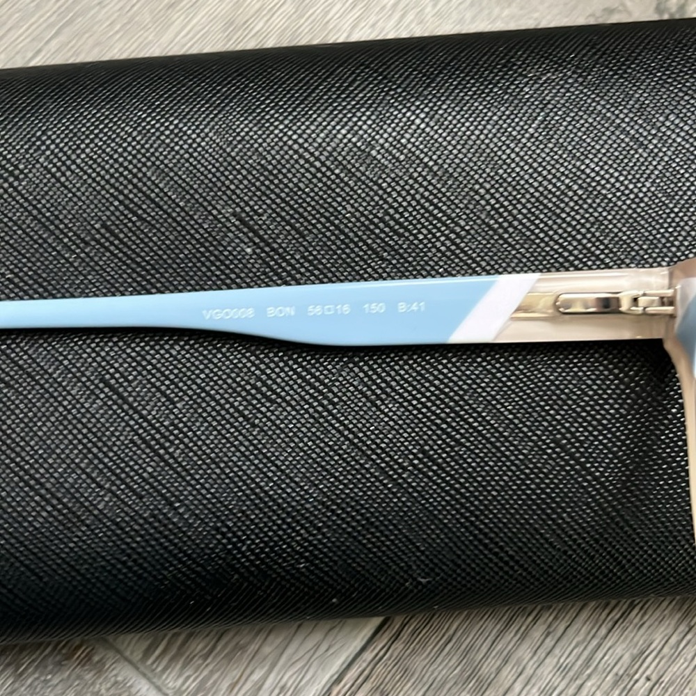 Amazing Stylish Frames!!!!!! - image 4